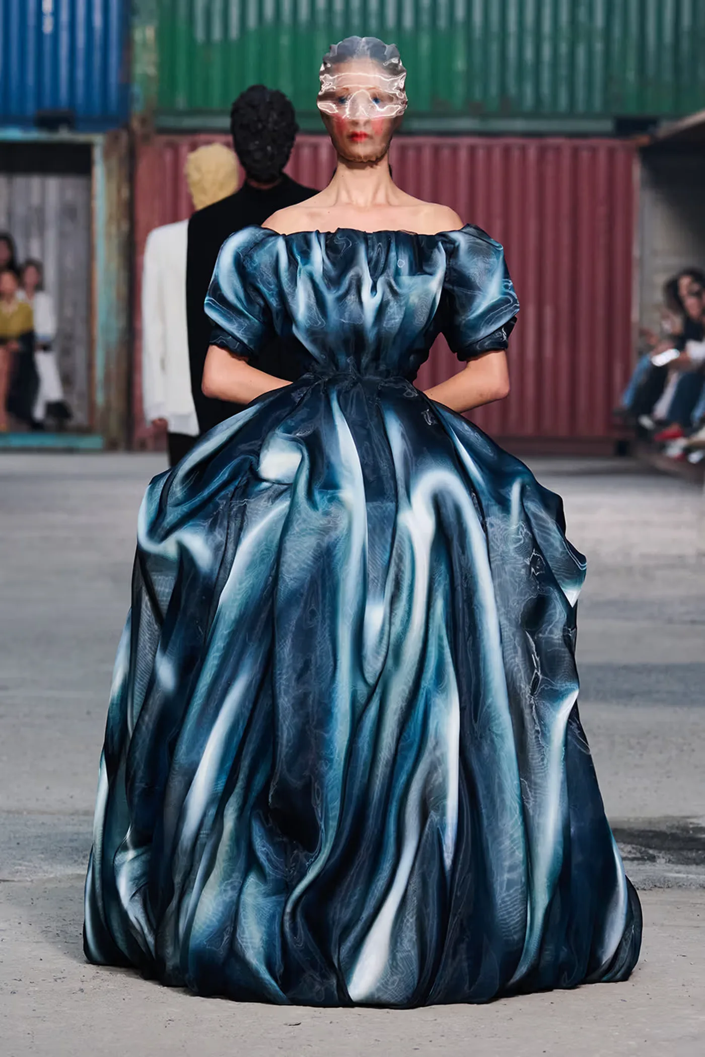 https hypebeast.com image 2026 04 01 maison margiela fw26 shanghai fashion week collection 005 2
