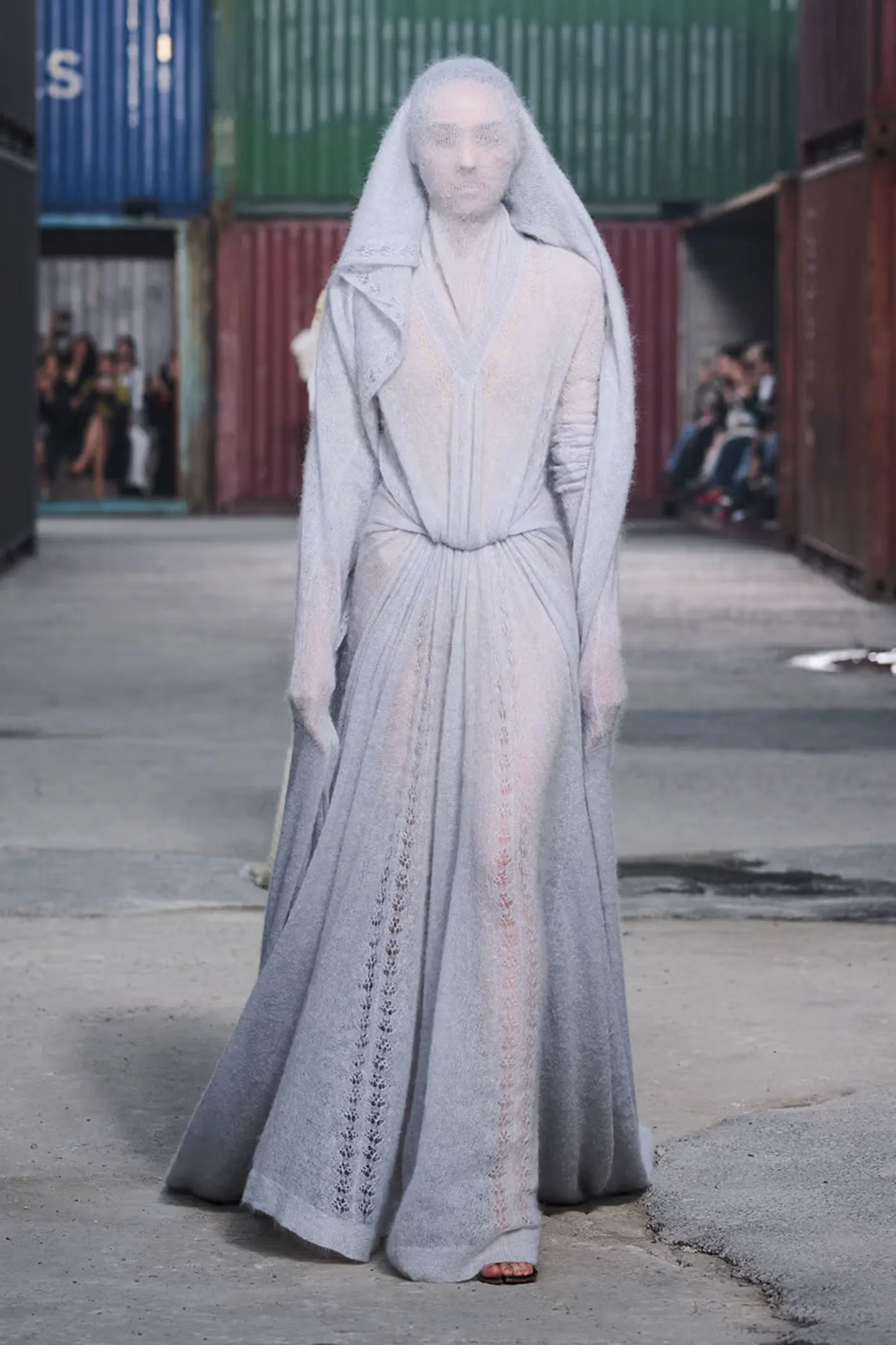 https hypebeast.com image 2026 04 01 maison margiela fw26 shanghai fashion week collection 034 2