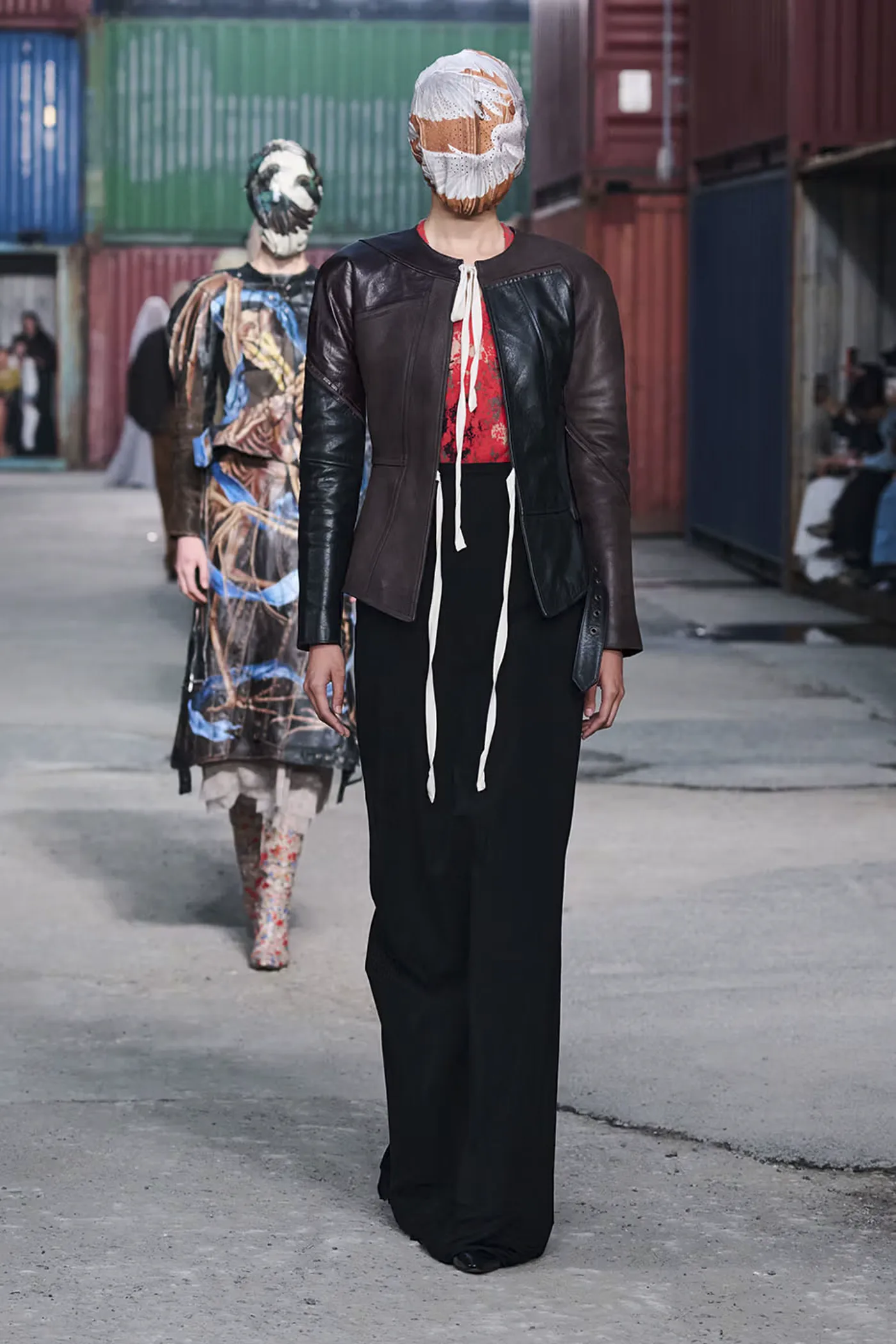 https hypebeast.com image 2026 04 01 maison margiela fw26 shanghai fashion week collection 045 2