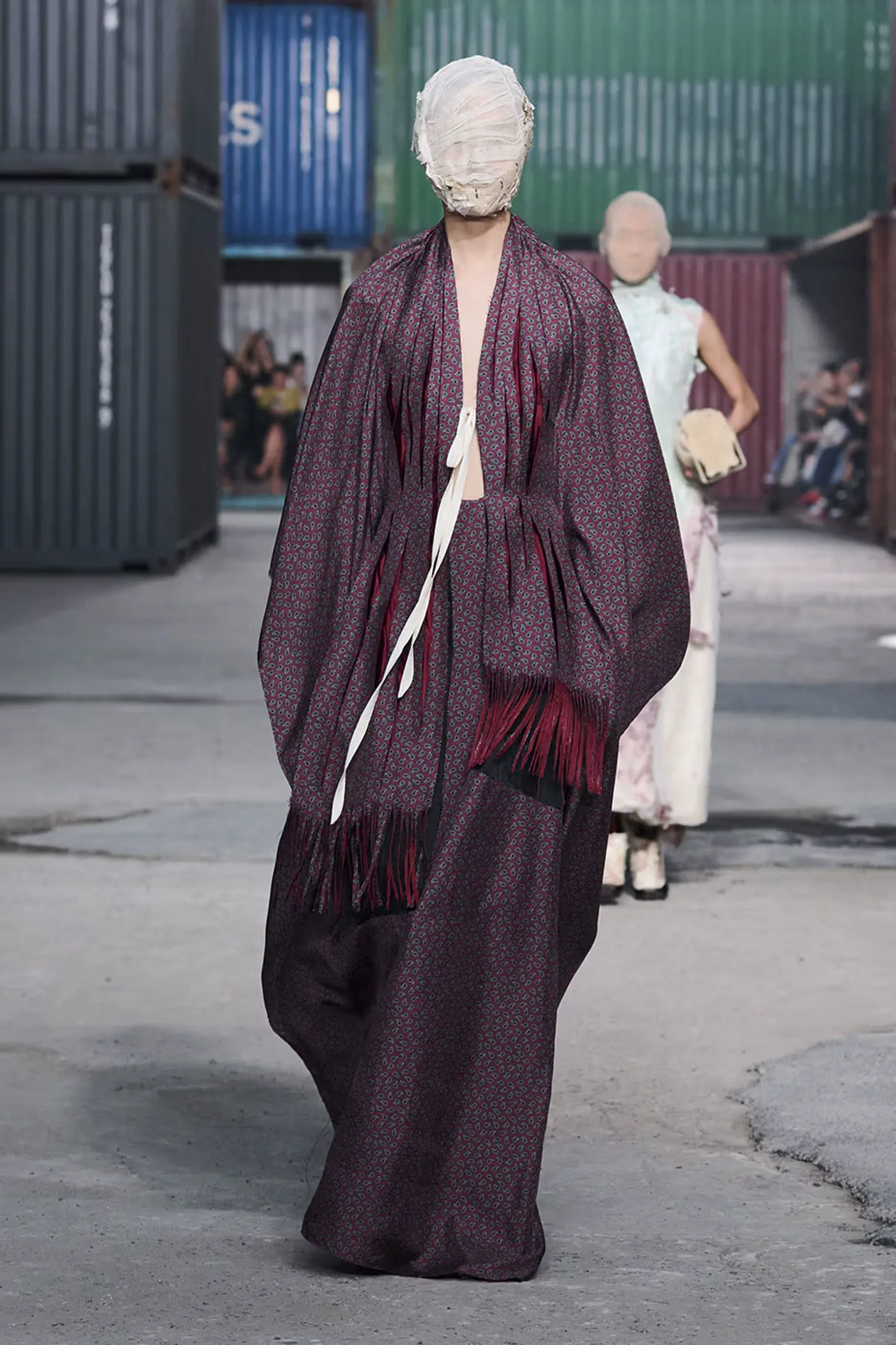 https hypebeast.com image 2026 04 01 maison margiela fw26 shanghai fashion week collection 054 2