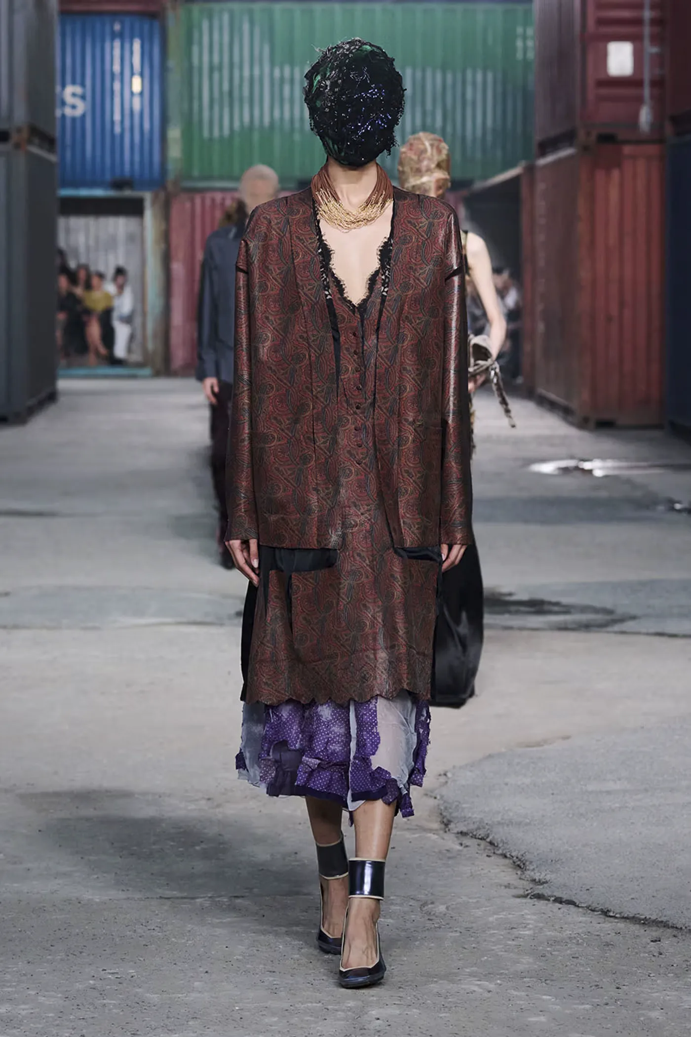 https hypebeast.com image 2026 04 01 maison margiela fw26 shanghai fashion week collection 060 3