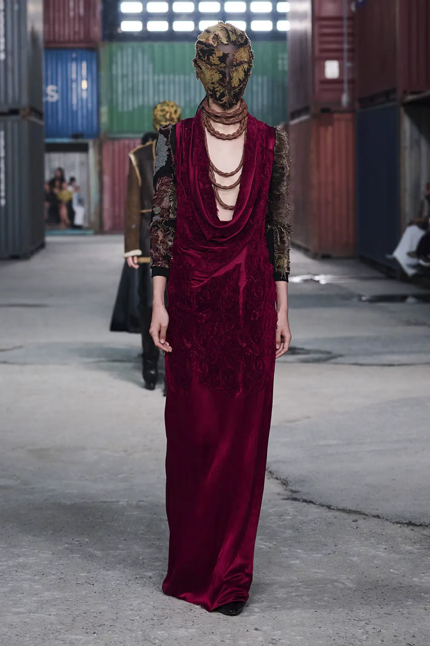 https hypebeast.com image 2026 04 01 maison margiela fw26 shanghai fashion week collection 064 2