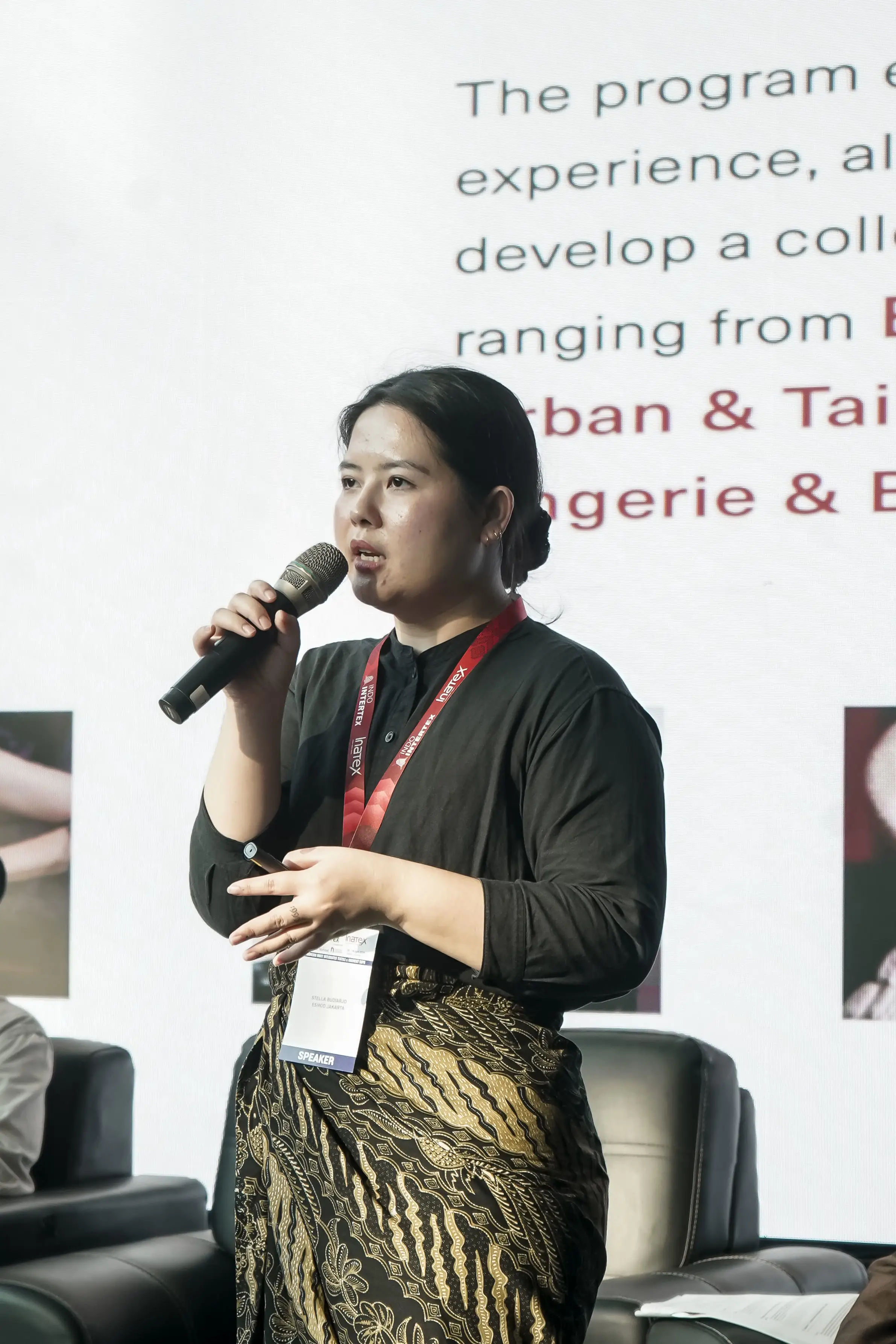 The Textile Map x ESMOD Jakarta di Indo Intertex-Inatex 2026: Menyiapkan Pelaku Industri Kreatif Masa Depan dengan Literasi Tekstil (Marco Sianturi, Tatang Khalid, Stella Budiarjo, Mega Saffira)