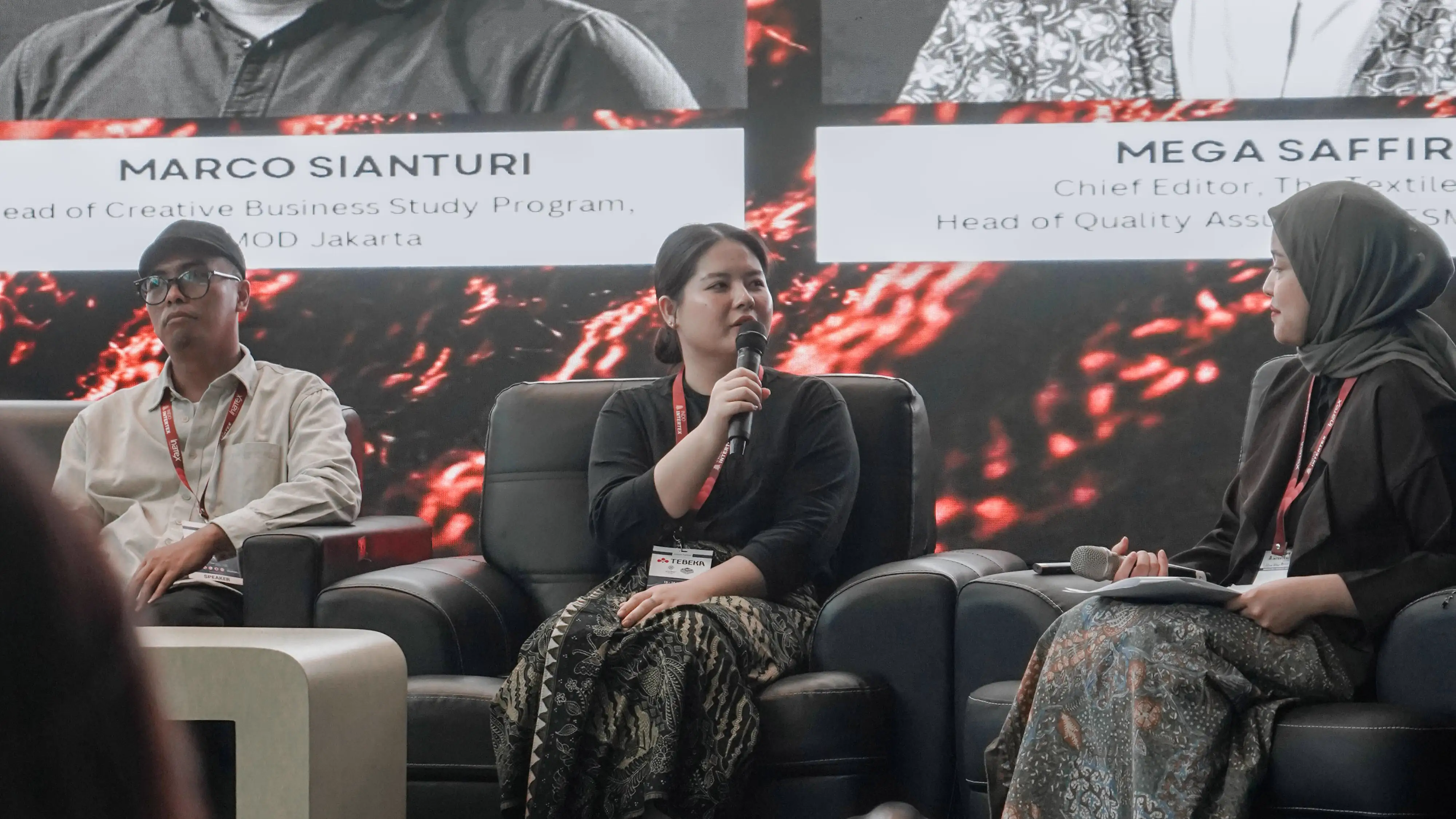 The Textile Map x ESMOD Jakarta di Indo Intertex-Inatex 2026: Menyiapkan Pelaku Industri Kreatif Masa Depan dengan Literasi Tekstil (Marco Sianturi, Tatang Khalid, Stella Budiarjo, Mega Saffira)