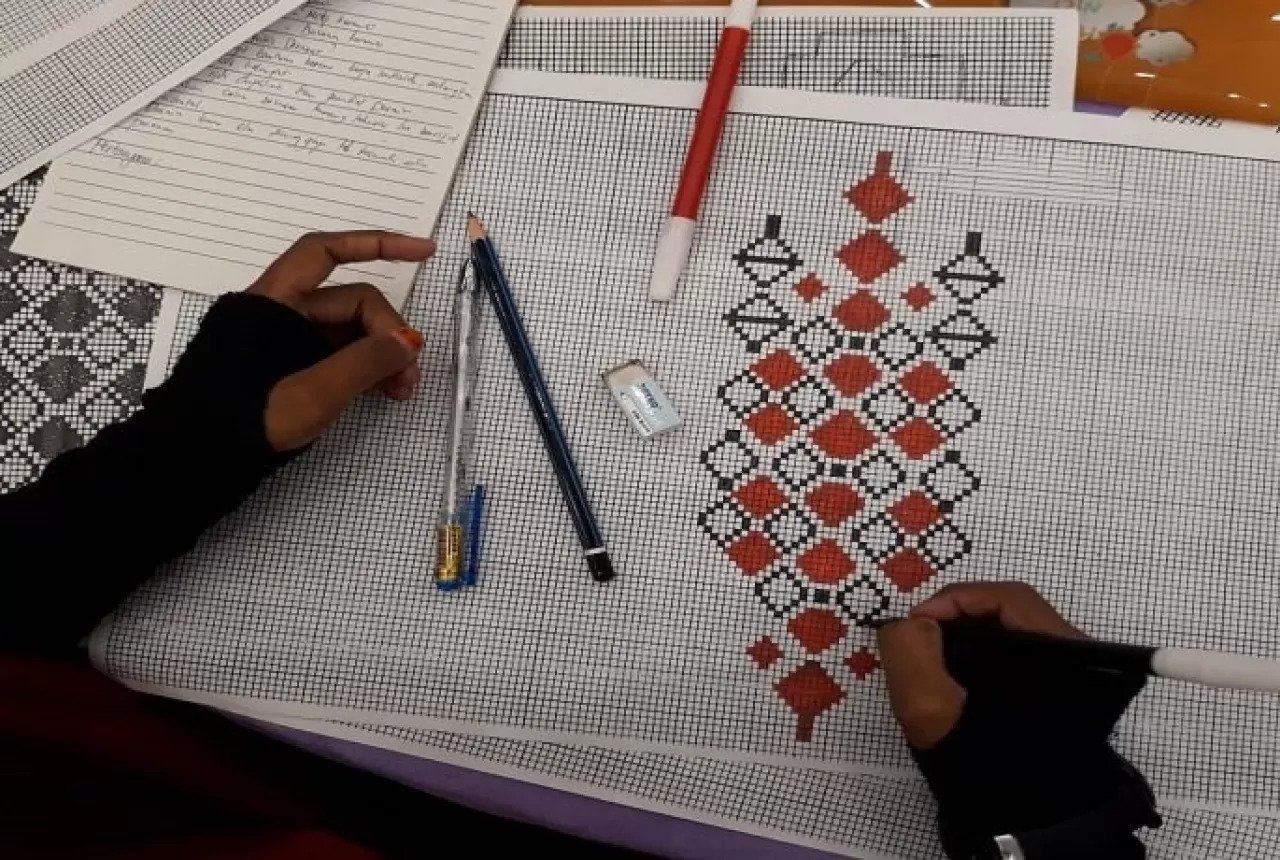 rancangan motif sulam karawo