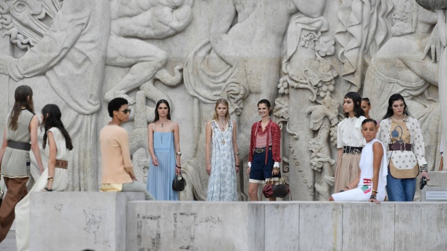 ChloƩ RTW Spring 2021